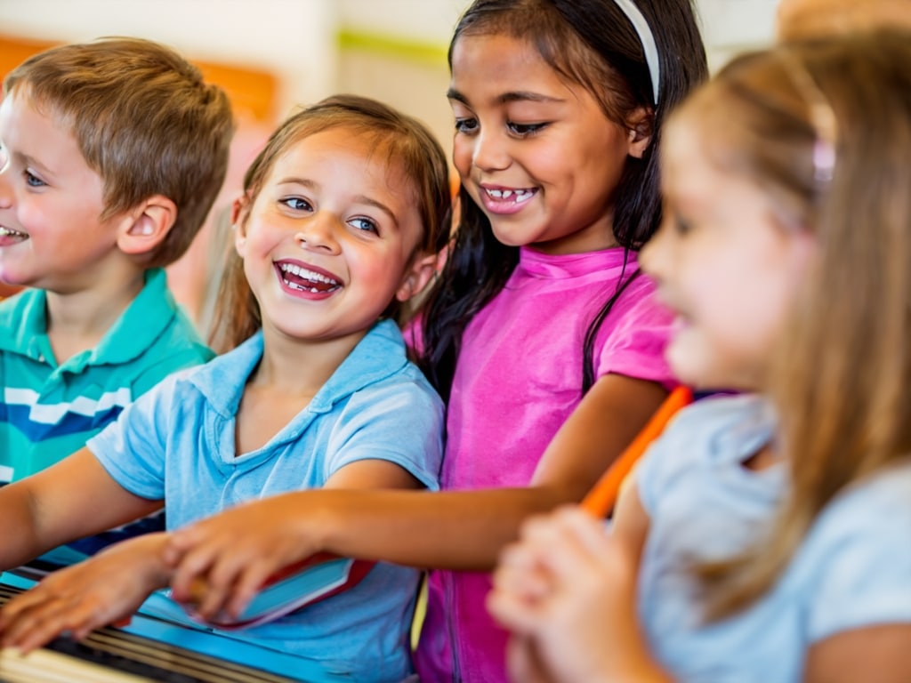 Listening in music lesson plans for kindergarten Listening in music lesson plans for kindergarten